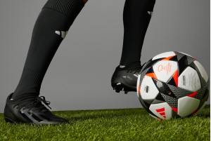Футбольный мяч Adidas Finale Womens 24 OMB IN7018