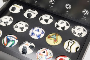 Набор мячей Adidas FIFA World Cup 26 Mini JN2093