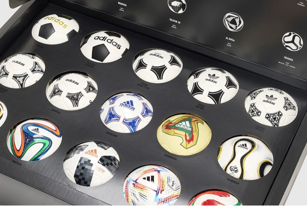 Набор мячей Adidas FIFA World Cup 26 Mini JN2093