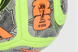 Футбольний м'яч Adidas FIFA World Cup 26 Trionda Competition Winter JV6223