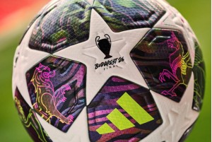 Футбольний м'яч Adidas Finale 26 Budapest OMB JX9077