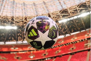 Футбольний м'яч Adidas Finale 26 Budapest OMB JX9077