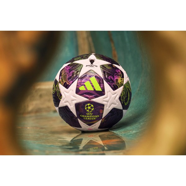 Футбольний м'яч Adidas Finale 26 Budapest OMB JX9077 купити в