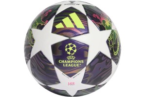 Футбольний м'яч Adidas Finale 26 Budapest Street Ball JX9088