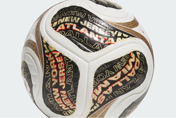 Футбольный мяч Adidas FIFA World Cup 26 Trionda Finals OMB JY8928