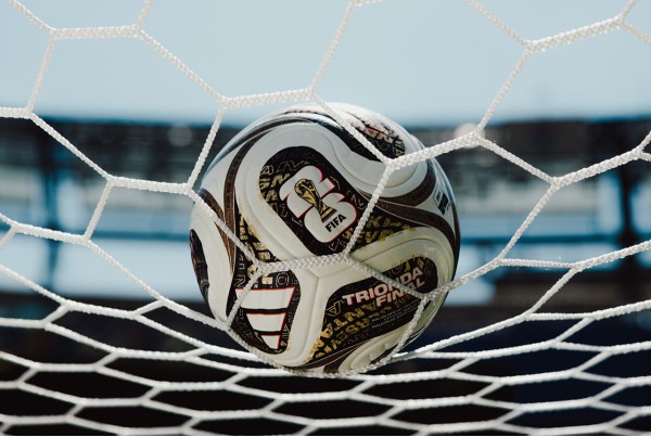 Футбольный мяч Adidas FIFA World Cup 26 Trionda Finals OMB JY8928