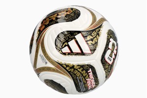 Сувенирный мяч Adidas FIFA World Cup 26 Trionda Finals Mini KE4328