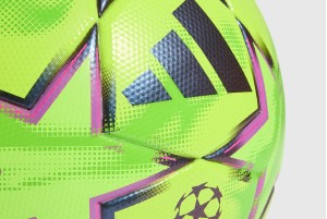 Футбольний м'яч Adidas Finale 27 League Winter KY5573