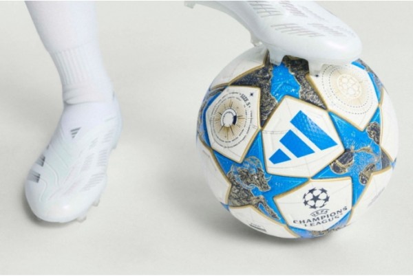 Футбольный мяч Adidas Finale 26 OMB JD0188