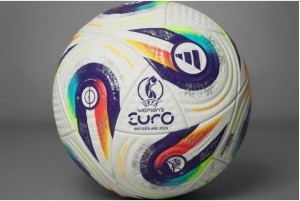 Футбольний м'яч Adidas W Euro 2025 OMB JH1261