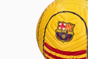 Футбольний м'яч Nike FC Barcelona Strike DC2419-728