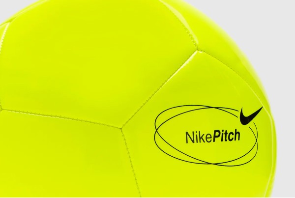 Футбольный мяч Nike Pitch Team HV6337-702