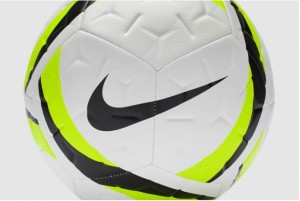 Футбольний м'яч Nike Academy Team 25/26 HV4387-100