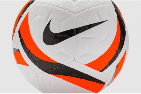 Футбольный мяч Nike Academy Team 25/26 HV4387-102