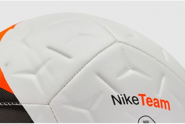 Футбольный мяч Nike Academy Team 25/26 HV4387-102