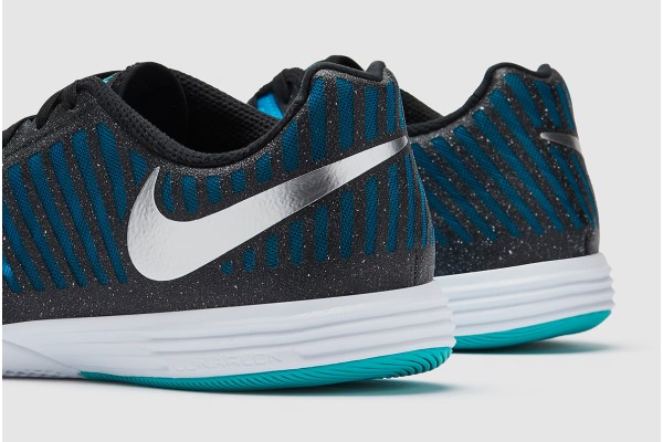 Футзалки Nike