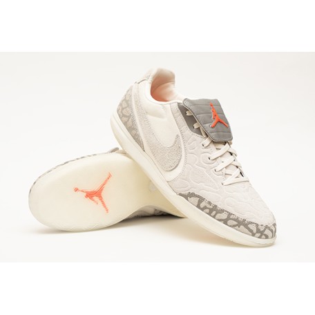 Футзалки Nike Jordan Tiempo StreetGato SE IC II7579-016