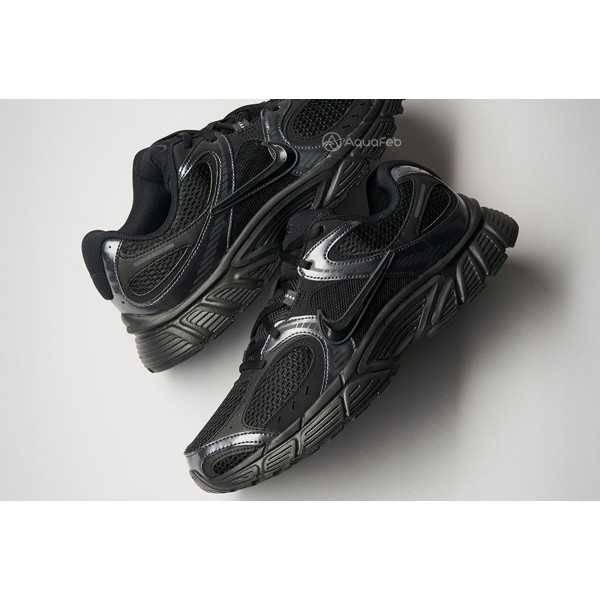 Кроссовки Nike V5 RNR HJ5228-001