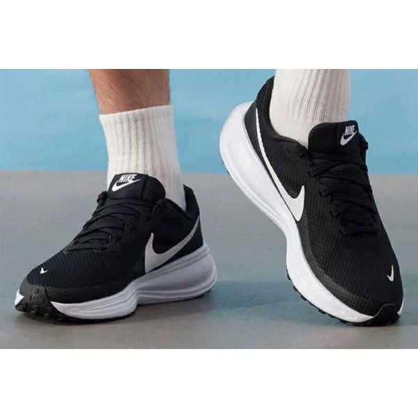 Кросівки Nike Revolution 8 HJ9198-003