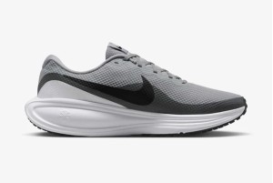 Кроссовки Nike Revolution 8 HJ9198-004