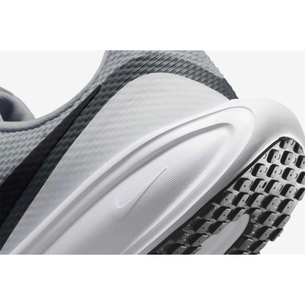 Кроссовки Nike Revolution 8 HJ9198-004