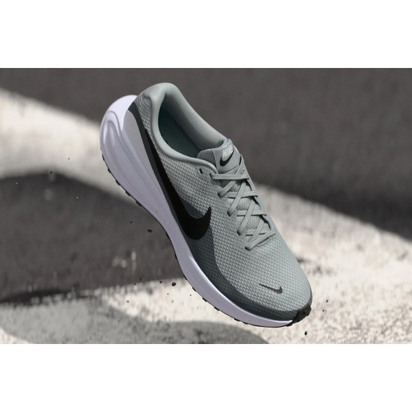 Кроссовки Nike Revolution 8 HJ9198-004