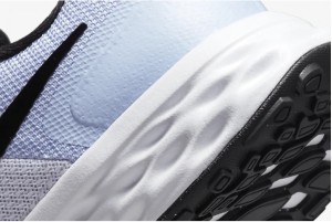 Кросівки Nike Revolution 6 NN DC3728-014