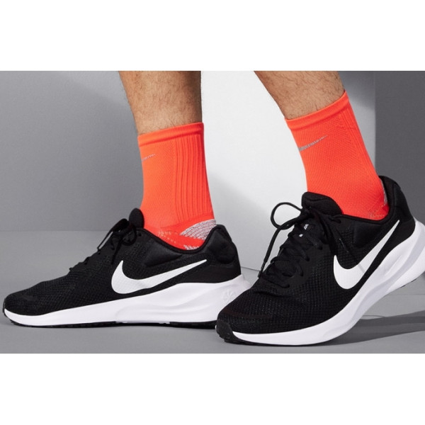 Кроссовки Nike Revolution 7 FB2207-001
