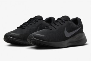 Кросівки Nike Revolution 7 FB2207-005