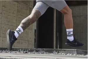 Кросівки Nike Revolution 7 FB2207-005