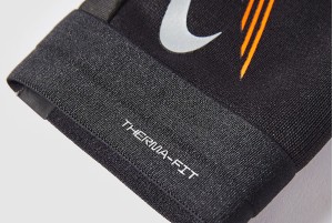 Детские перчатки тренировочные Nike Academy Therma-FIT Junior HF0547-013