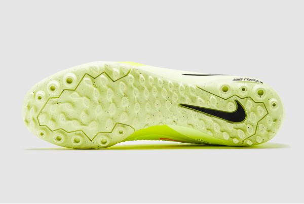 Сороконіжки Nike Phantom ReactX 6 Pro Low TF HJ4123-800