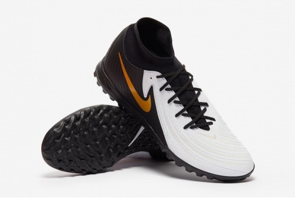 Сороконіжки Nike Phantom Luna II Academy TF FJ2566-100