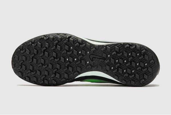 Сороконожки Nike Tiempo Ligera Pro TF IB4477-002