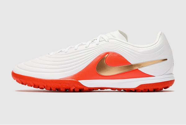 Сороконожки Nike Tiempo Maestro Academy TF IB4484-100