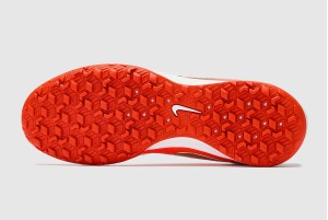 Сороконожки Nike Tiempo Maestro Academy TF IB4484-100