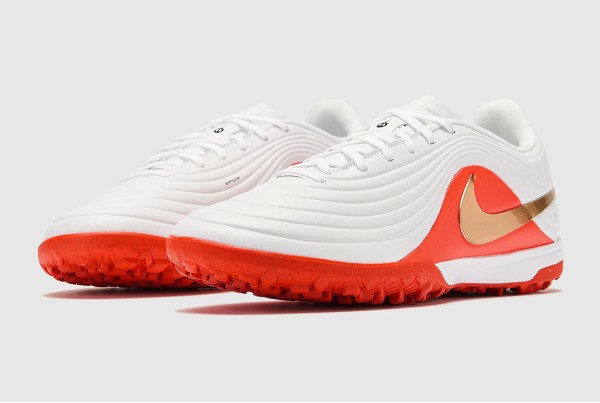 Сороконожки Nike Tiempo Maestro Academy TF IB4484-100