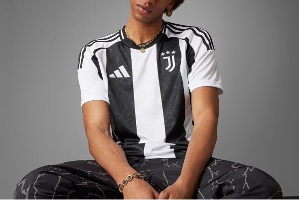 Футболка Adidas Juventus 24/25 Home IS8002