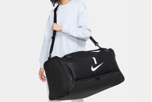 Сумка Nike Academy Team Football Duffel Bag L CU8089-010