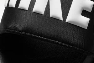 Тапочки Nike Offcourt BQ4639-012