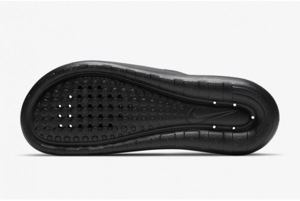 Тапочки Nike Victori One Shower Slide CZ5478-001