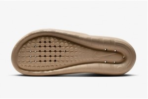 Тапочки Nike Victori One Shower Slide CZ5478-200