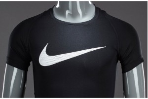 Дитяча термобілизна Nike Pro Top Junior 726462-010