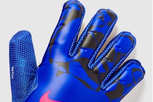 Детские вратарские перчатки Nike GK JR Match HQ0258-458