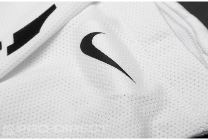 Панчохи для щитків Nike Guard Lock Elite Sleeves White SE0173-103