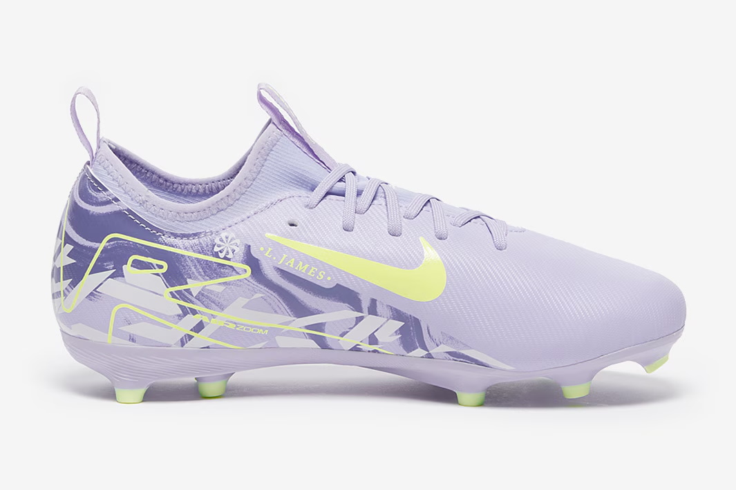 Детские футбольные бутсы Nike Air Zoom Mercurial Vapor 16 Academy NU1 MG Junior HF1588-500