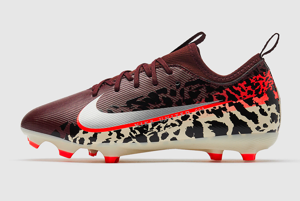 Детские футбольные бутсы Nike Air Zoom Mercurial Vapor 16 Academy NU3 MG Junior IO8474-661