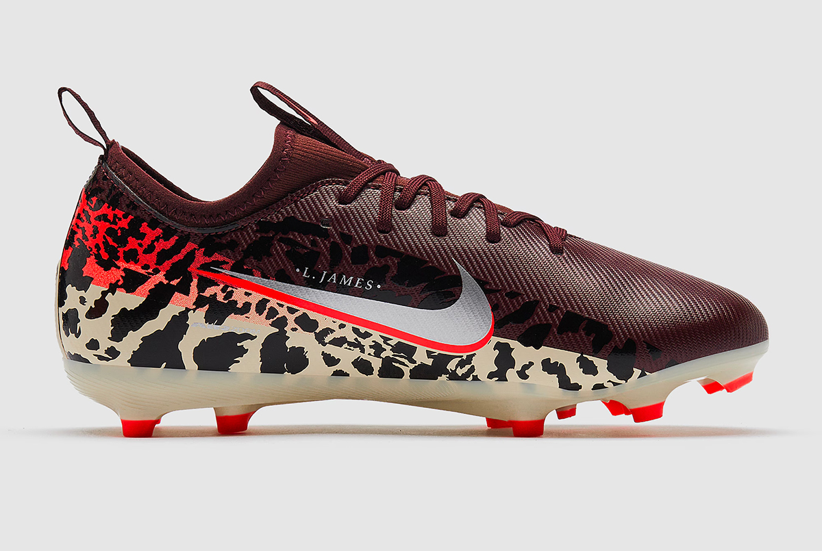 Детские футбольные бутсы Nike Air Zoom Mercurial Vapor 16 Academy NU3 MG Junior IO8474-661