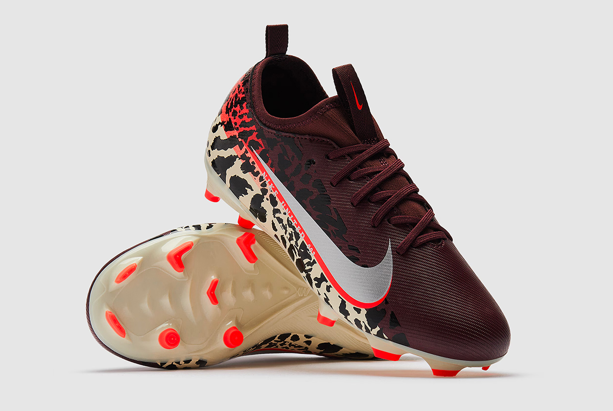 Детские футбольные бутсы Nike Air Zoom Mercurial Vapor 16 Academy NU3 MG Junior IO8474-661