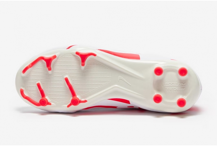 Детские футбольные бутсы Nike Air Zoom Mercurial Vapor 15 Academy MG Junior DJ5617-600